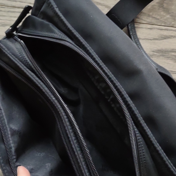 Beautiful shoulder bag by Franco Sarto ⭐🍀 - Picture 9 of 12